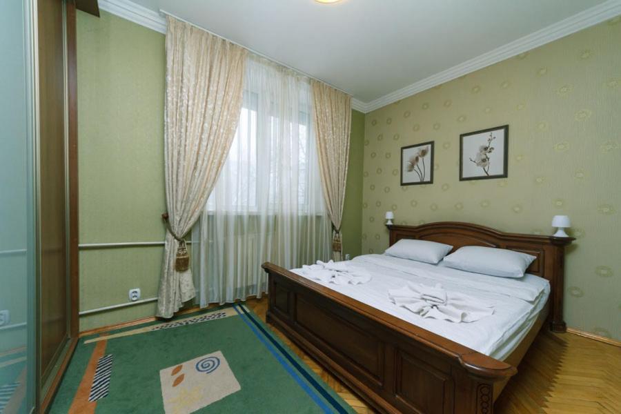 Three-Room Apartments At The Polytechnic Institute 키예프 외부 사진