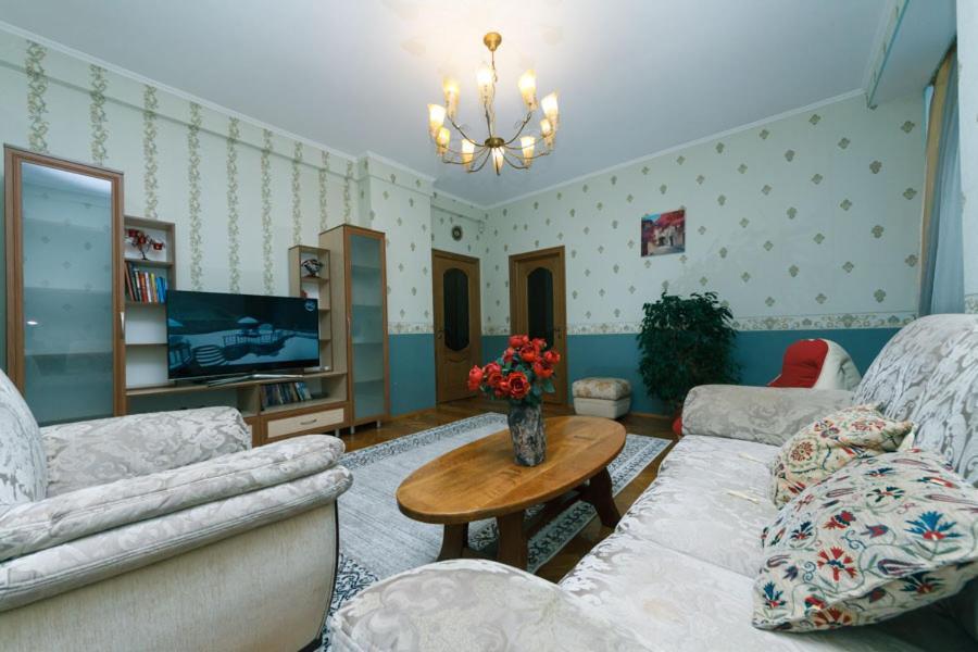 Three-Room Apartments At The Polytechnic Institute 키예프 외부 사진